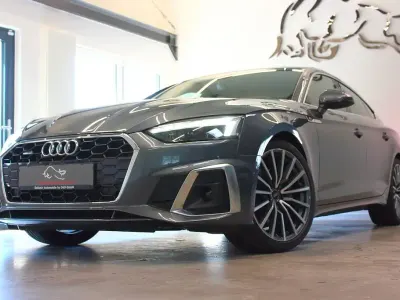 Gebraucht Audi A5 Sport 204 PS (150 kW) 2022 Daytona grau perleffekt Coupé