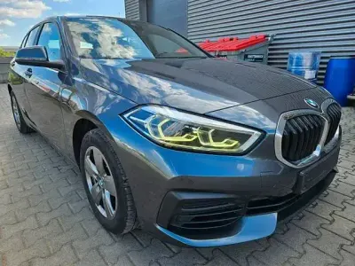 Usata BMW 116 Advantage 116 CV (85 kW) 2021 Grigio Utilitaria