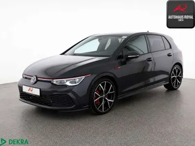 Gebraucht VW Golf VIII GTI 245 PS (180 kW) 2023 Uranograu Limousine