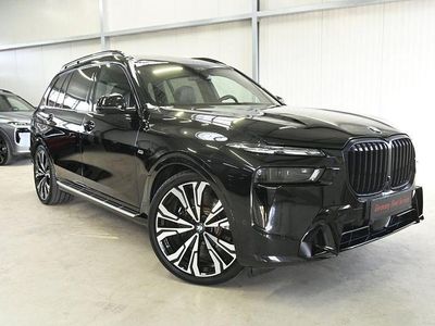 Gebraucht BMW X7 M Sport 352 PS (258 kW) 2025 Black sapphire SUV