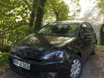 Gebraucht VW Golf VI Style 80 PS (58 kW) 2011 Schwarz Limousine