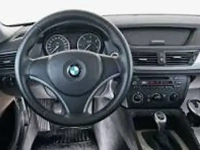 Gebraucht BMW X1 143 PS (105 kW) 2011 Schwarz SUV
