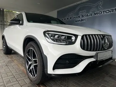 Gebraucht Mercedes GLC220 AMG 194 PS (142 kW) 2022 Weiß Coupé