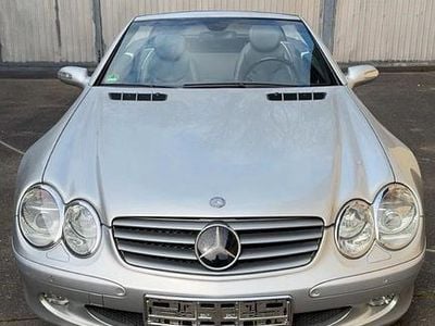 Usata Mercedes SL500 306 CV (225 kW) 2004 Argento Cabrio