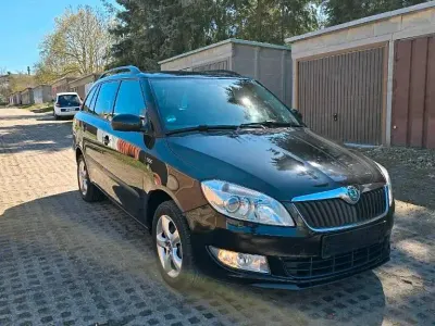 Usata Skoda Fabia Family 105 CV (77 kW) 2011 Nero Station wagon