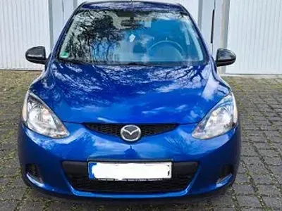 Begagnad Mazda 2 Impuls 75 HK (55 kW) 2008 Blå Halvkombi