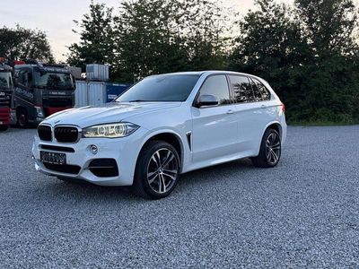 BMW X5 M50