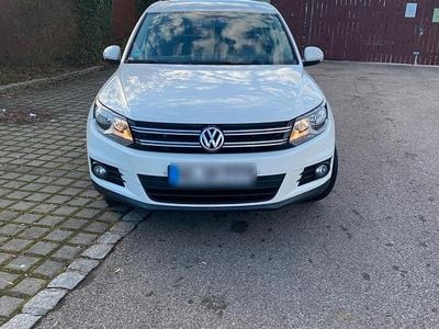 Weiß Gebraucht 2012 VW Tiguan SUV | 7.000 € (Guter Preis)