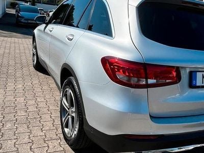 Mercedes GLC220