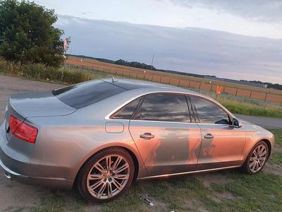 Audi A8L