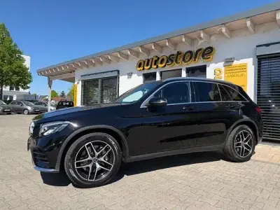 Używany Mercedes GLC250 AMG 204 KM (150 kW) 2019 Czarny SUV