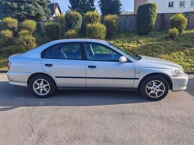 Second-hand Honda Accord S 136 CP (100 kW) 2002 Argintiu Berlinǎ