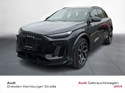 Neu Audi Q6 e-tron Performance 225 kW (306 PS) 2026 Manhattangrau metallic SUV