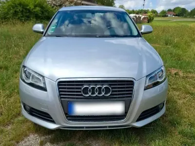 Gebraucht Audi A3 Sportback Ambiente 160 PS (117 kW) 2010 Silber Kleinwagen