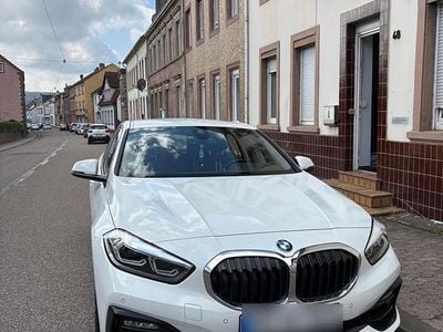 Gebraucht BMW 116 116 PS (85 kW) 2020 Weiß Kleinwagen