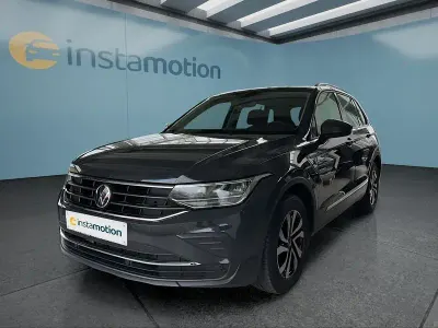 Gebraucht VW Tiguan 150 PS (110 kW) 2023 Grau SUV