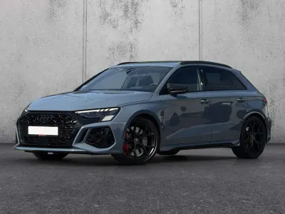 Gebraucht Audi RS3 Comfort 400 PS (294 kW) 2024 Grau Limousine