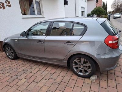 Gebraucht BMW 118 Sport Line 143 PS (105 kW) 2011 Grau Kleinwagen