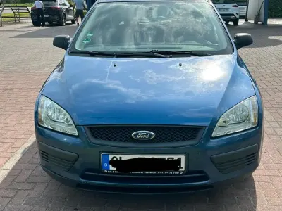 Używany Ford Focus 100 KM (73 kW) 2006 Andere farben Sedan/Limuzyna