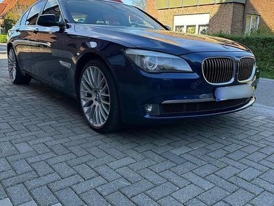 BMW 740