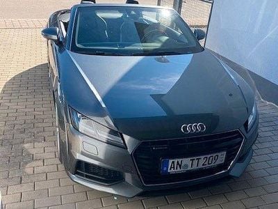 Gebraucht Audi TT Roadster S-Line 230 PS (169 kW) 2015 Grau Cabrio
