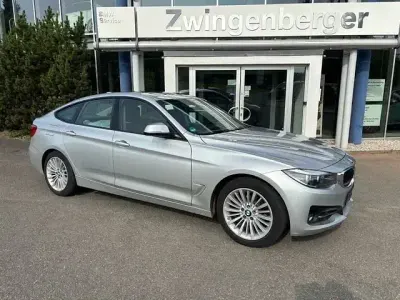 Gebraucht BMW 318 Sport Line 150 PS (110 kW) 2018 Silber Limousine