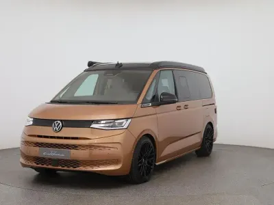 Neu VW California Beach 150 PS (110 kW) 2026 Schwarz Van