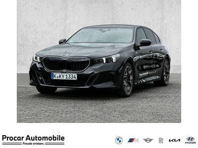 Gebraucht BMW 540 M Sport 303 PS (222 kW) 2025 Black sapphire Limousine