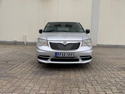 Lancia Voyager