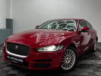 Second-hand Jaguar XE Pure 163 CP (119 kW) 2018 Roșu Berlinǎ