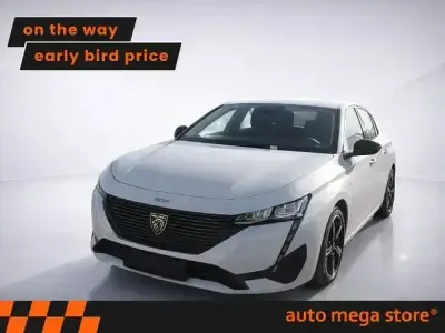 Gebraucht Peugeot e-308 Style 11 kW (15 PS) 2025 Weiss Kleinwagen