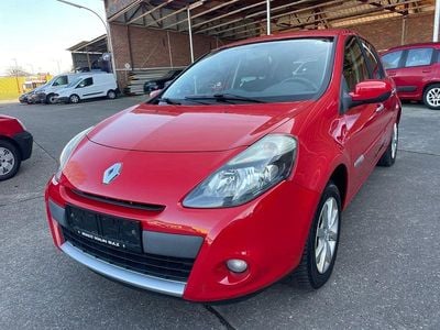 Gebraucht Renault Clio III Dynamique 75 PS (55 kW) 2011 Rot Kleinwagen