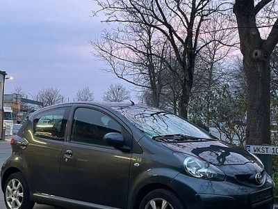 Gebraucht Toyota Aygo 68 PS (50 kW) 2008 Grau Kleinwagen