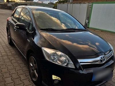 Toyota Auris Hybrid