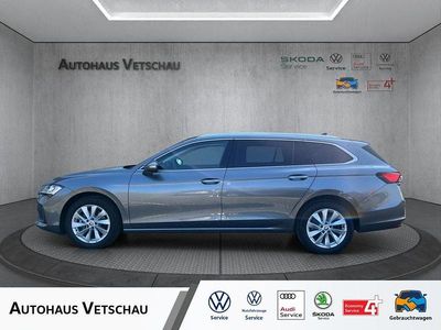 Gebraucht Skoda Superb Selection 150 PS (110 kW) 2024 Graphite grau Kombi