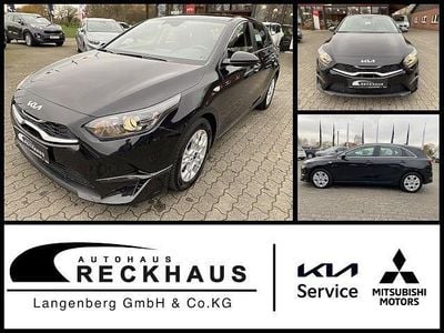 Gebraucht Kia Ceed Vision 140 PS (102 kW) 2024 Schwarz (1k zilinaschwarz) Kleinwagen