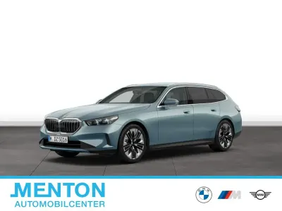 Gebraucht BMW 520 197 PS (144 kW) 2025 Grün Kombi