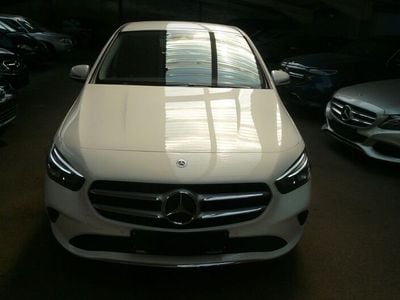 Mercedes B220