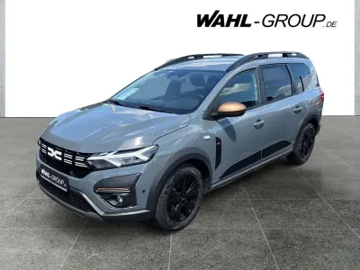 Gebraucht Dacia Jogger Extreme 110 PS (80 kW) 2024 Grau Van / Kleinbus