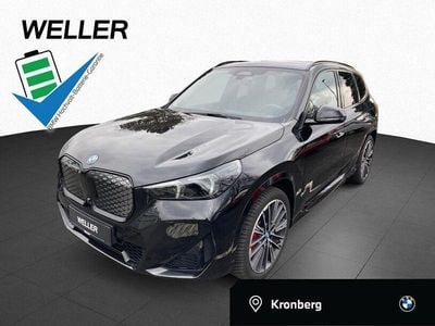 Gebraucht BMW iX1 M Sport 225 kW (306 PS) 2024 Black sapphire (schwarz) SUV