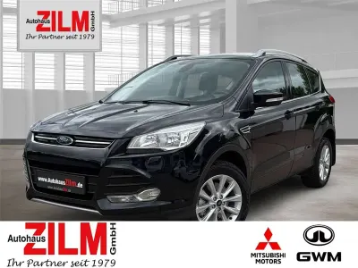 Gebraucht Ford Kuga Titanium 150 PS (110 kW) 2015 Schwarz SUV