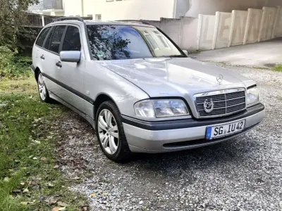 Gebraucht Mercedes C180 Classic 122 PS (89 kW) 1996 Silber Kombi
