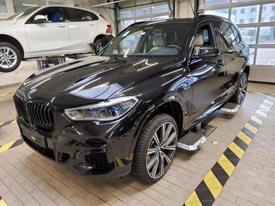 Black sapphire metallic Gebraucht 2022 BMW X5 M Sport SUV | 59.910 € (Fairer Preis)