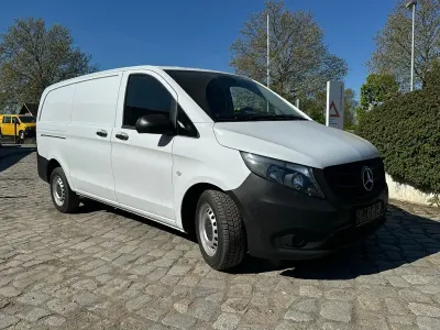 Usado Mercedes Vito 102 HP (75 kW) 2020 Branco Van