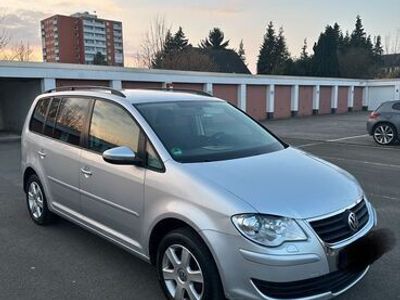 gebraucht VW Touran 2L.TDI. 2010. Mit neuen TÜV