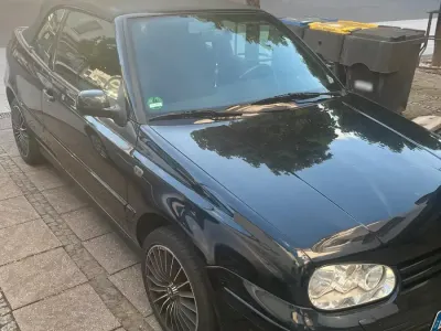 Gebraucht VW Golf 116 PS (85 kW) 2001 Blau Cabrio