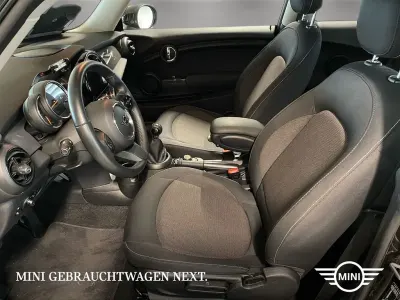 Gebraucht Mini ONE 102 PS (75 kW) 2022 Schwarz Kleinwagen