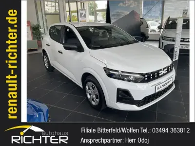 Neu Dacia Sandero Essentiel 67 PS (49 kW) 2026 Weiß Limousine