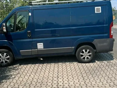 Gebraucht Peugeot Boxer 110 PS (80 kW) 2012 Blau Van