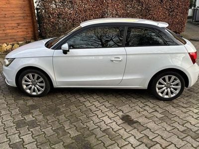 Gebraucht Audi A1 Ambition 90 PS (66 kW) 2014 Weiß Kleinwagen
